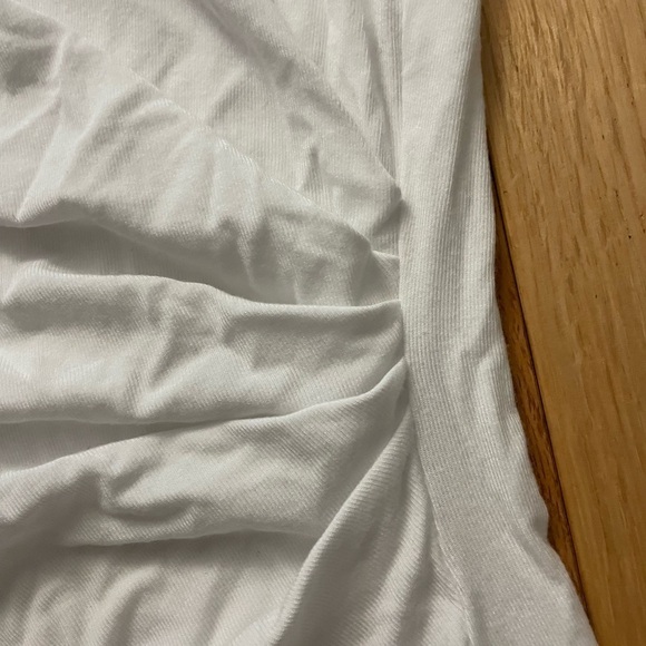 THEORY Sleeveless White Tee Shirt Size Large - Picture 2 of 5